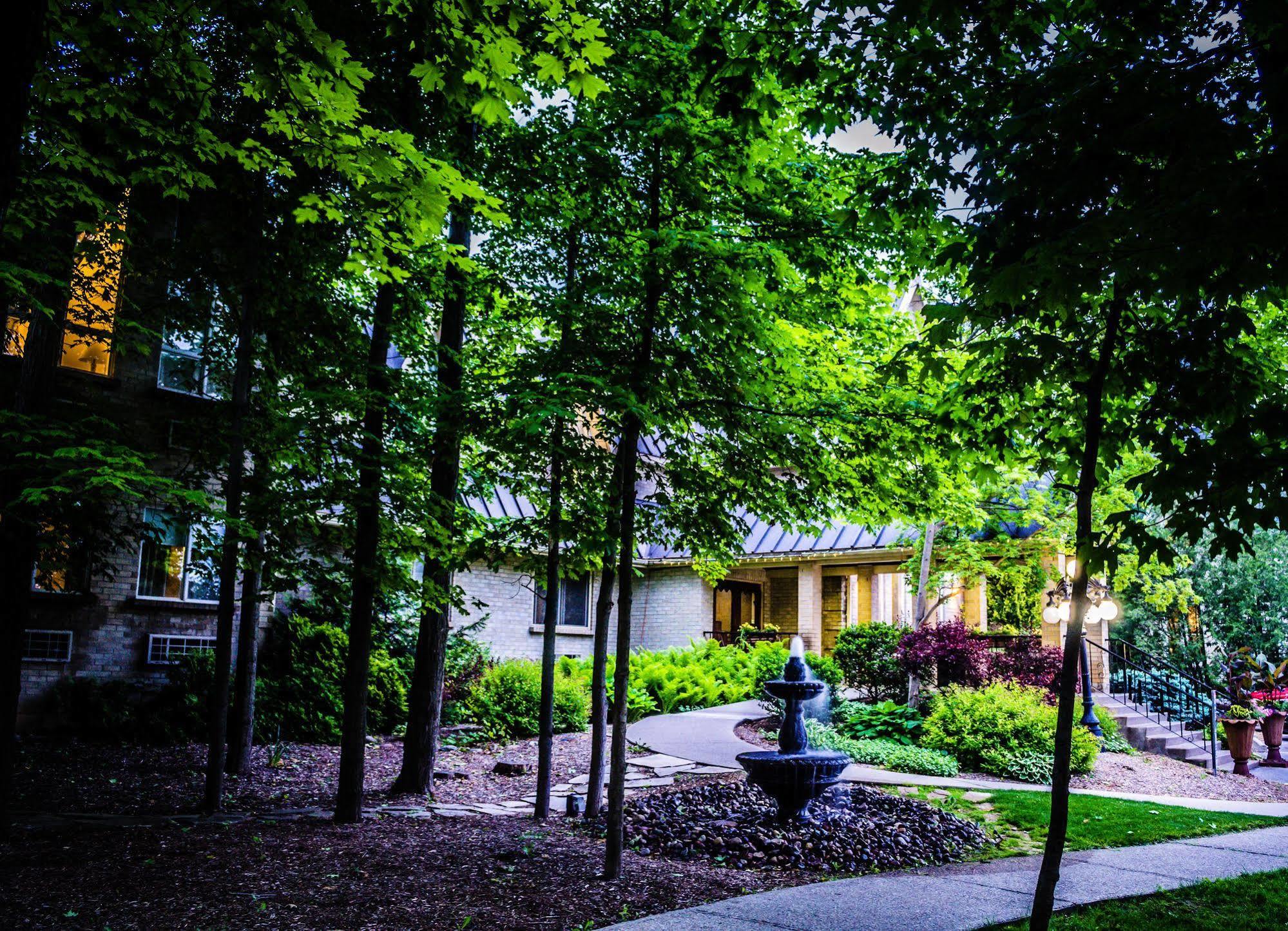 Elm Hurst Inn & Spa Ingersoll Εξωτερικό φωτογραφία